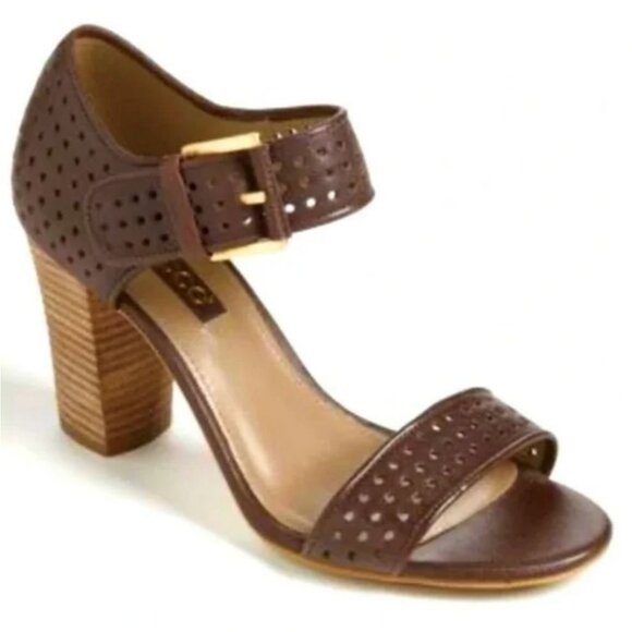 ECCO Omak Perforated Leather Heeled Sandals 39 8 Chunky Block Heel Brown Neutral - Picture 1 of 8